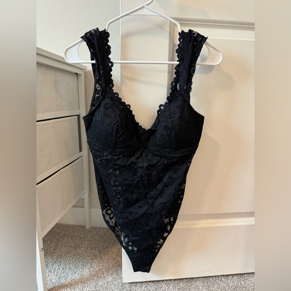 Gilly Hicks Bodysuit - Picture 1 of 5